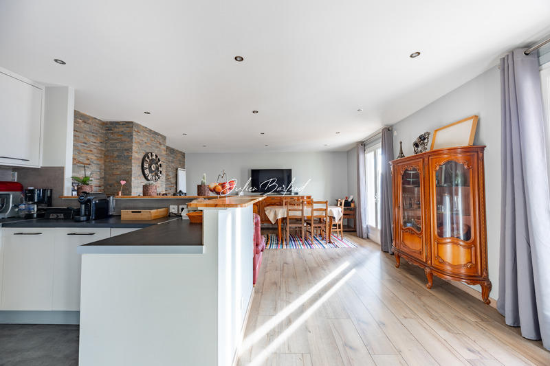 Appartement - 94 m² - 3 pièces