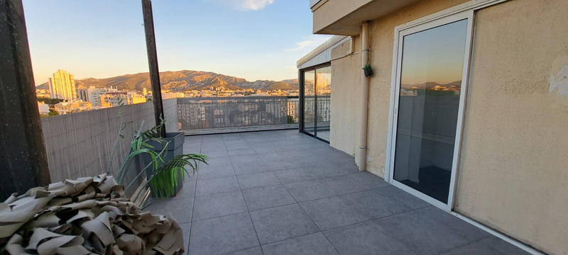 Appartement - 96 m² - 4 pièces