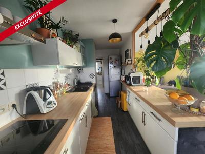 Appartement - 100 m² - 4 pièces