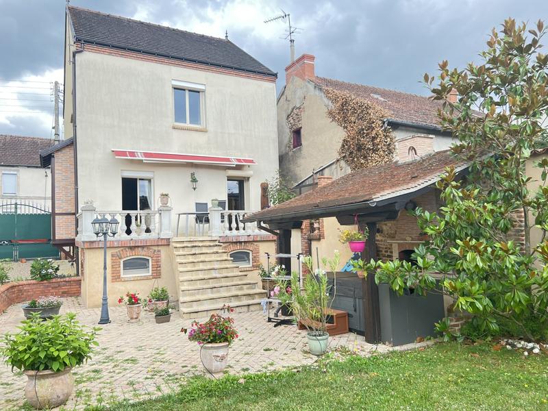 Maison - 130 m² - 4 pièces