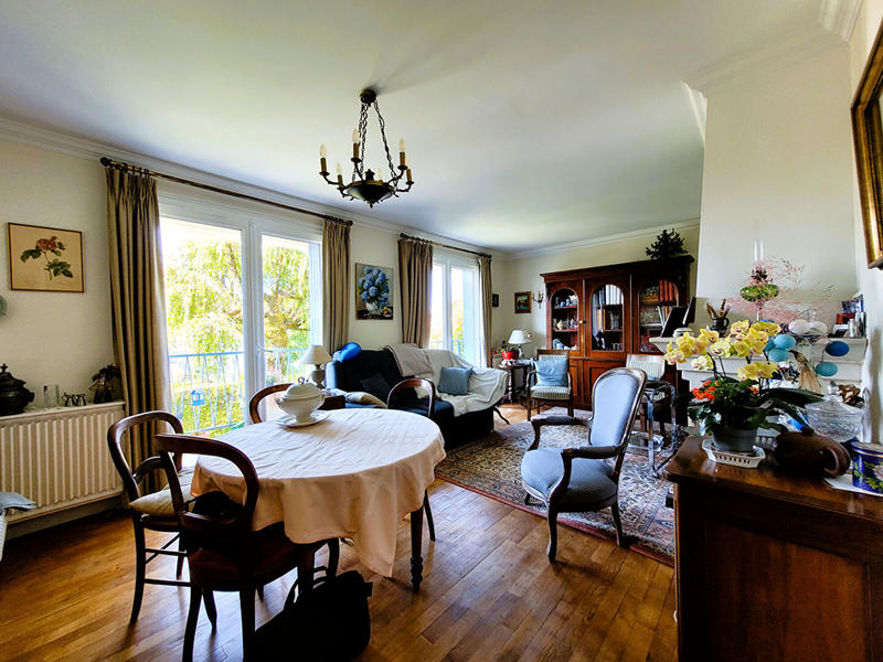 Maison - 142 m² - 6 pièces