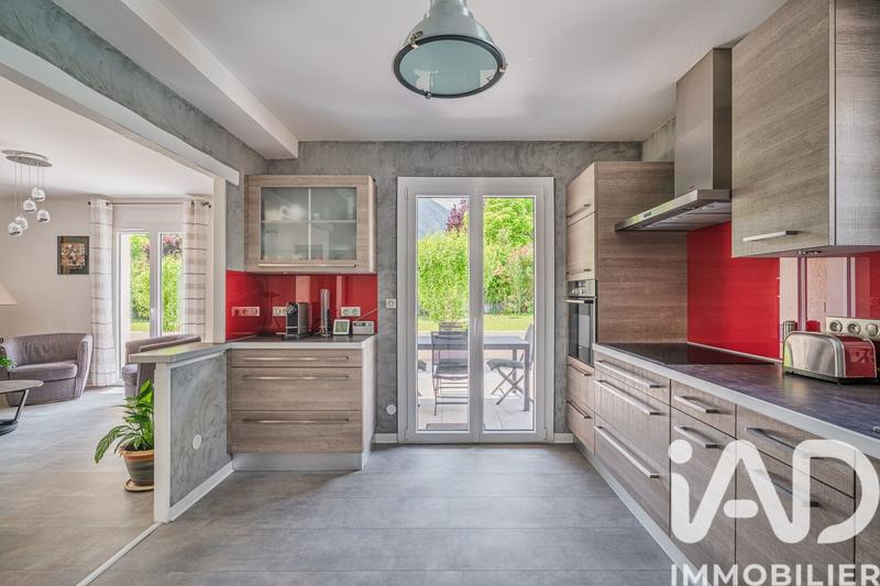 Maison - 130 m² - 5 pièces