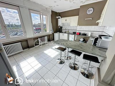 Appartement - 112 m² - 4 pièces