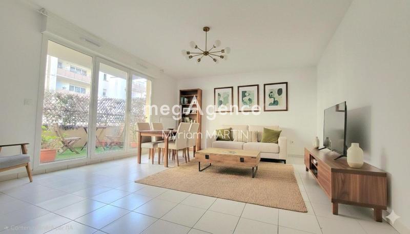 Appartement - 64 m² - 3 pièces