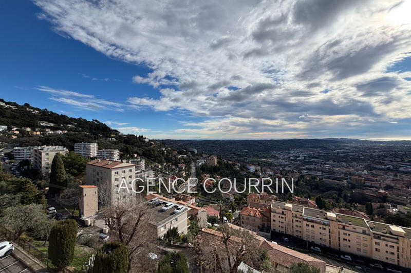 Appartement - 69 m² - 4 pièces