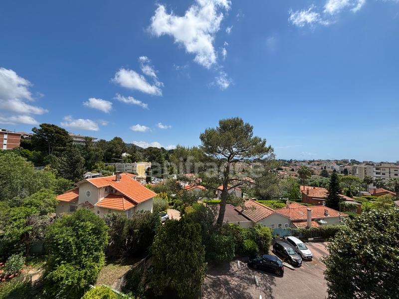 Appartement - 96 m² - 3 pièces