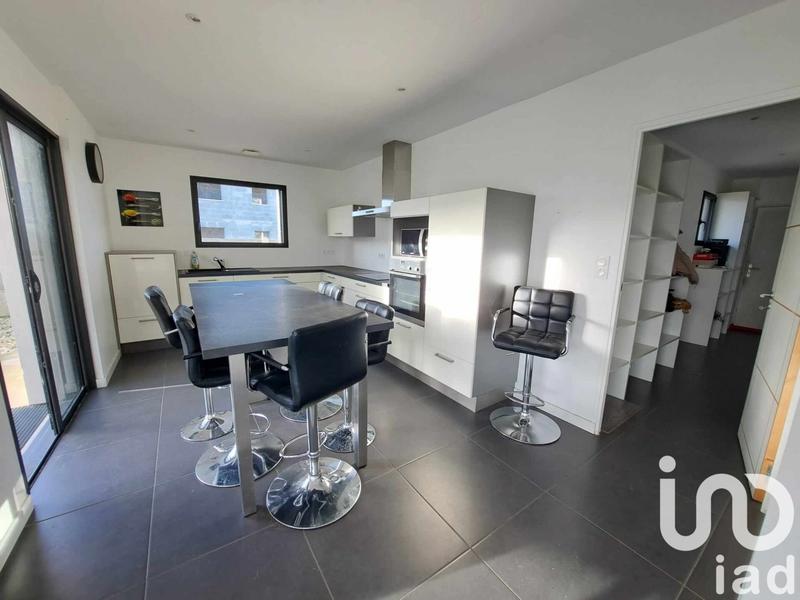 Maison - 137 m² - 6 pièces