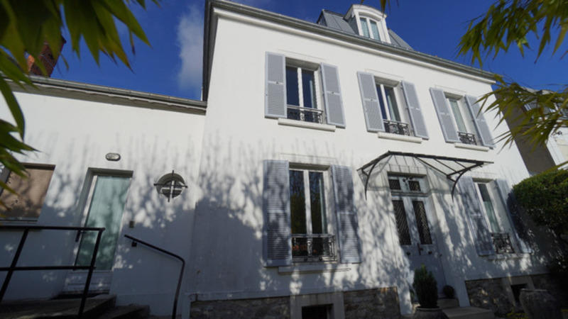 Maison bourgeoise - 197 m² - 8 pièces