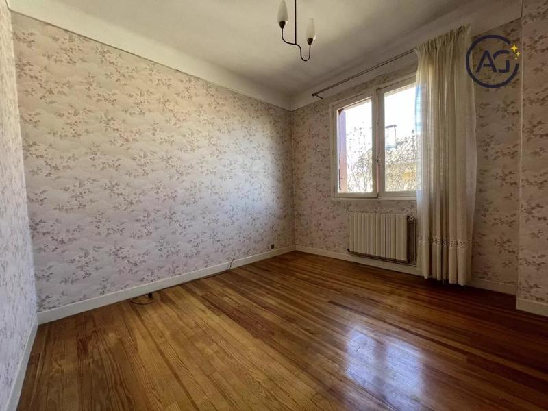 Maison - 156 m² - 7 pièces