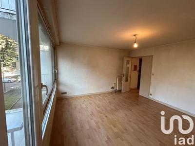 Appartement - 90 m² - 5 pièces
