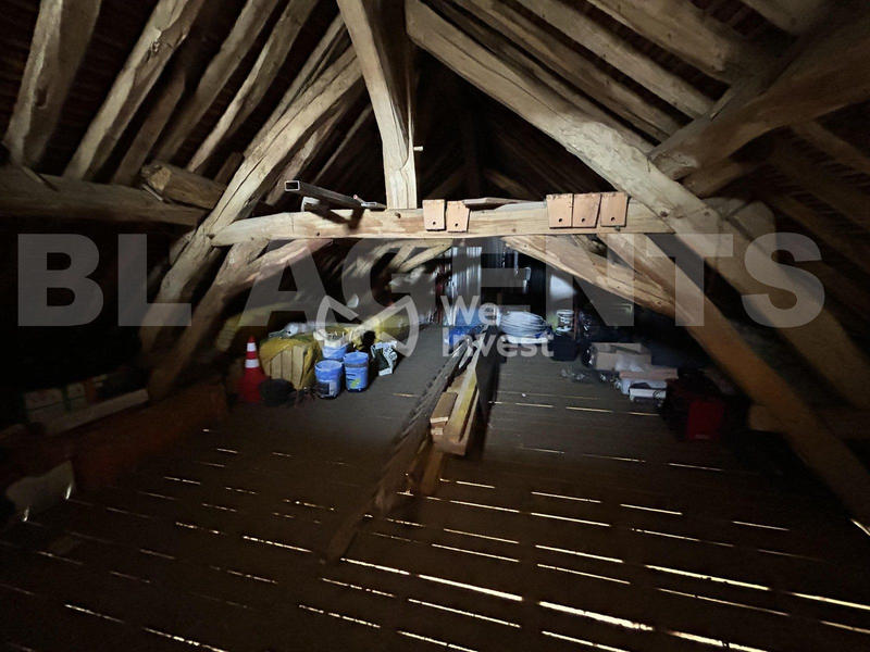 Maison - 100 m² - 1 pièce