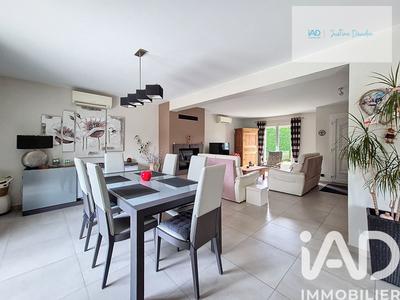 Maison - 145 m² - 6 pièces