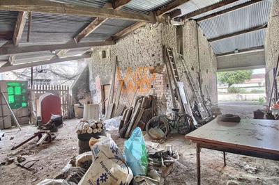 Local d'activité / Entrepôt - 101 m² - 3 pièces