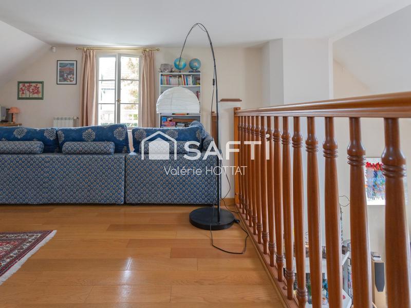 Maison - 227 m² - 8 pièces