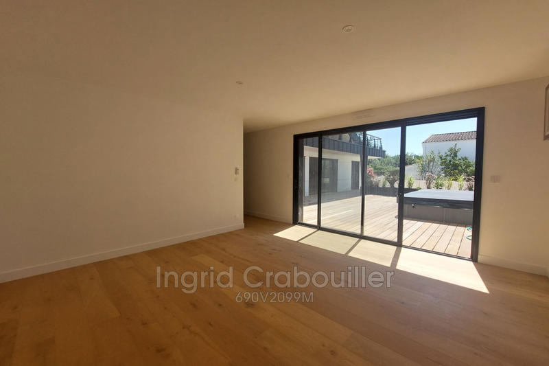 Villa - 212 m² - 6 pièces