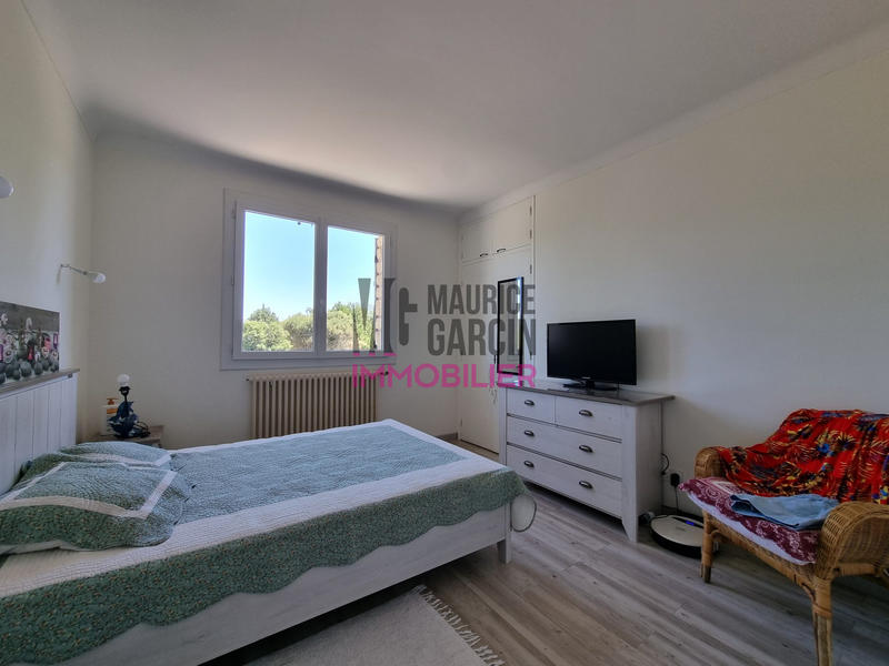 Maison - 210 m² - 8 pièces