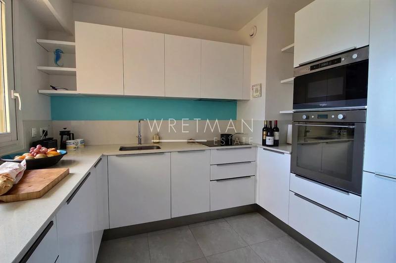 Appartement - 82 m² - 3 pièces