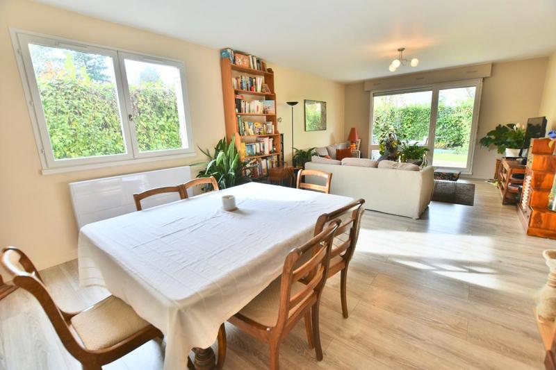 Appartement - 102 m² - 4 pièces