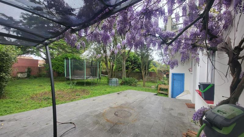 Maison - 214 m² - 7 pièces