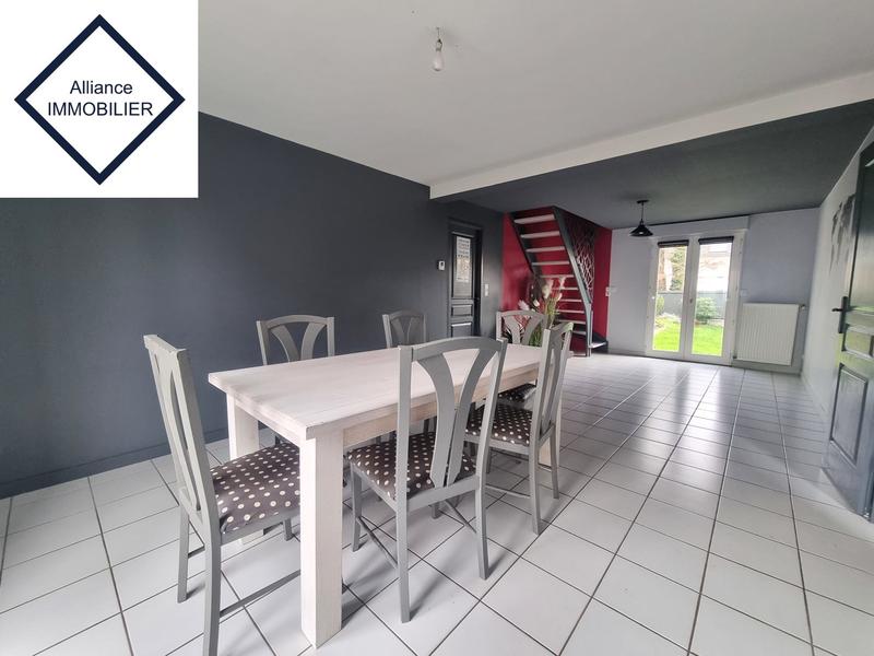 Maison - 96 m² - 6 pièces