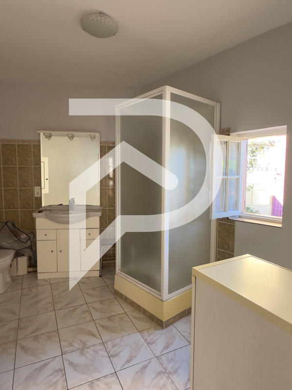 Maison - 152 m² - 8 pièces