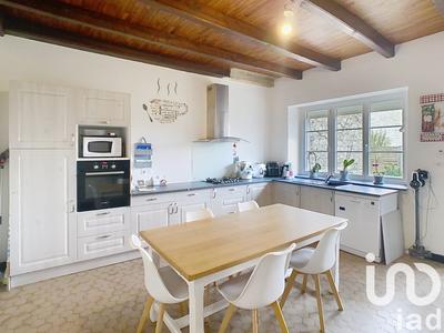 Maison - 188 m² - 8 pièces