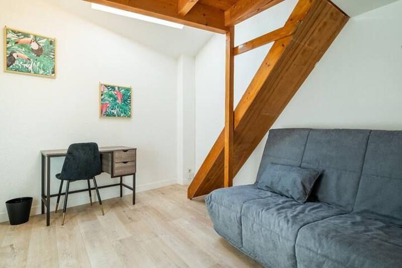 Immeuble - 220 m² - 8 pièces