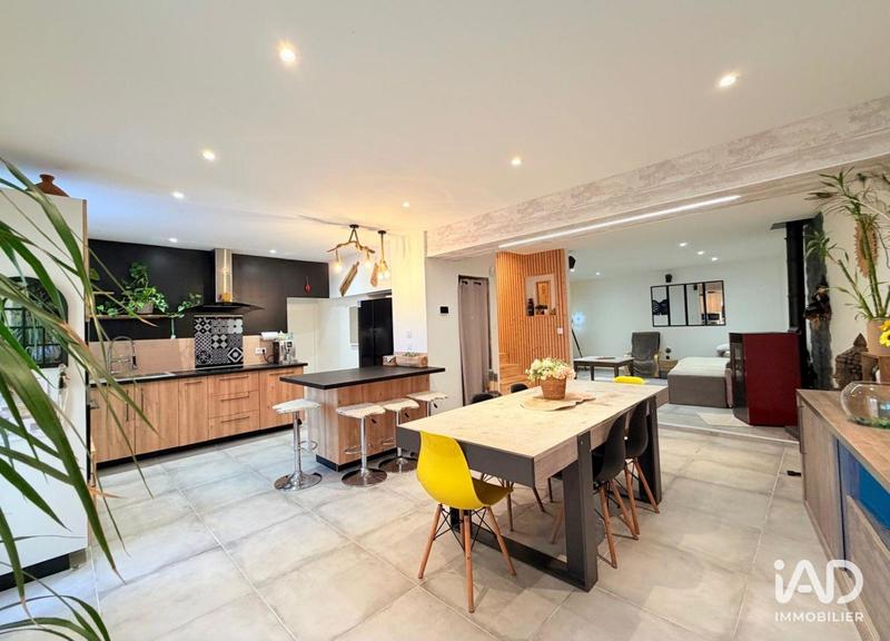 Maison - 135 m² - 5 pièces