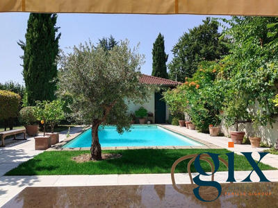 Maison - 170 m² - 7 pièces