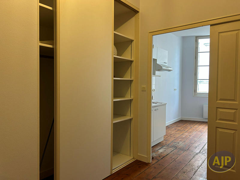 Appartement - 84 m² - 3 pièces