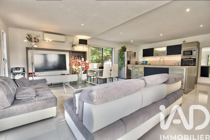 Maison - 168 m² - 3 pièces