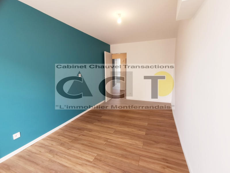 Appartement - 99 m² - 4 pièces