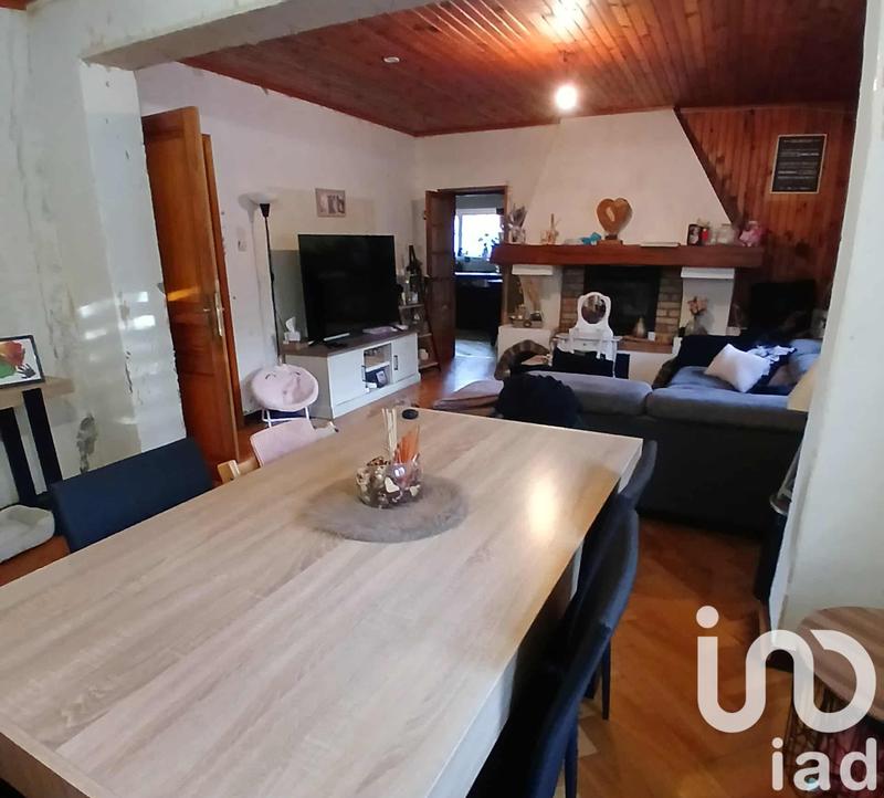 Maison - 141 m² - 10 pièces