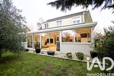 Maison - 163 m² - 8 pièces