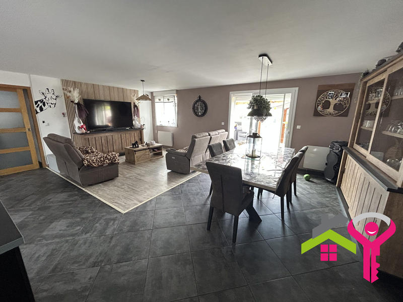 Maison - 110 m² - 5 pièces