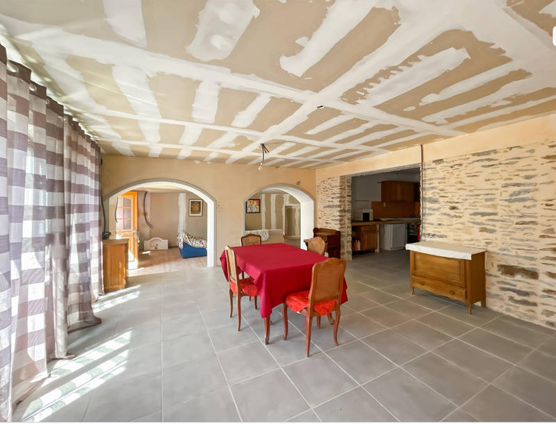 Maison - 150 m² - 6 pièces