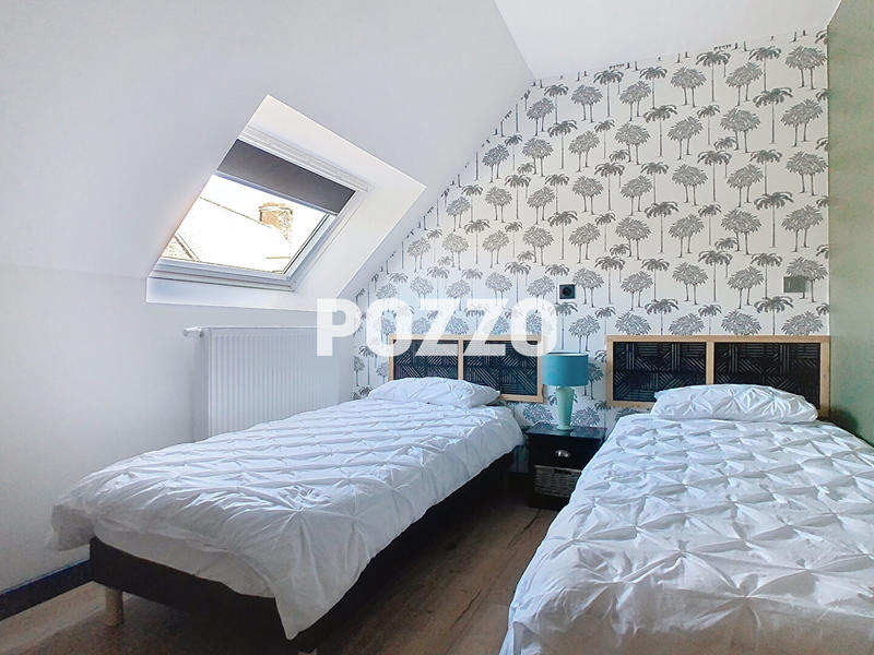 Maison - 380 m² - 11 pièces