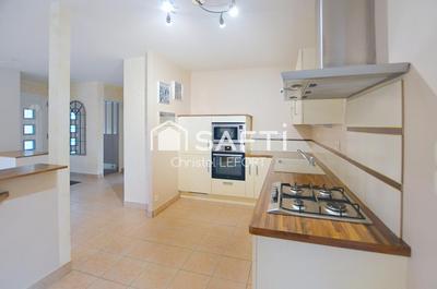 Maison - 140 m² - 6 pièces