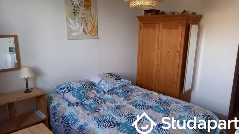 Chambre - 12 m² - 1 pièce