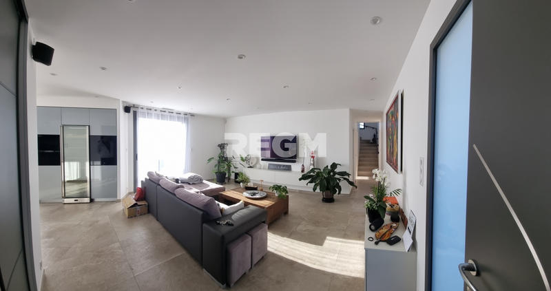 Maison - 150 m² - 6 pièces