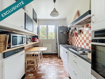 Maison - 96 m² - 5 pièces