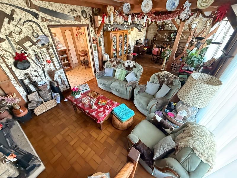 Maison - 136 m² - 7 pièces