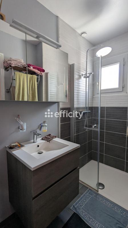 Maison - 77 m² - 6 pièces