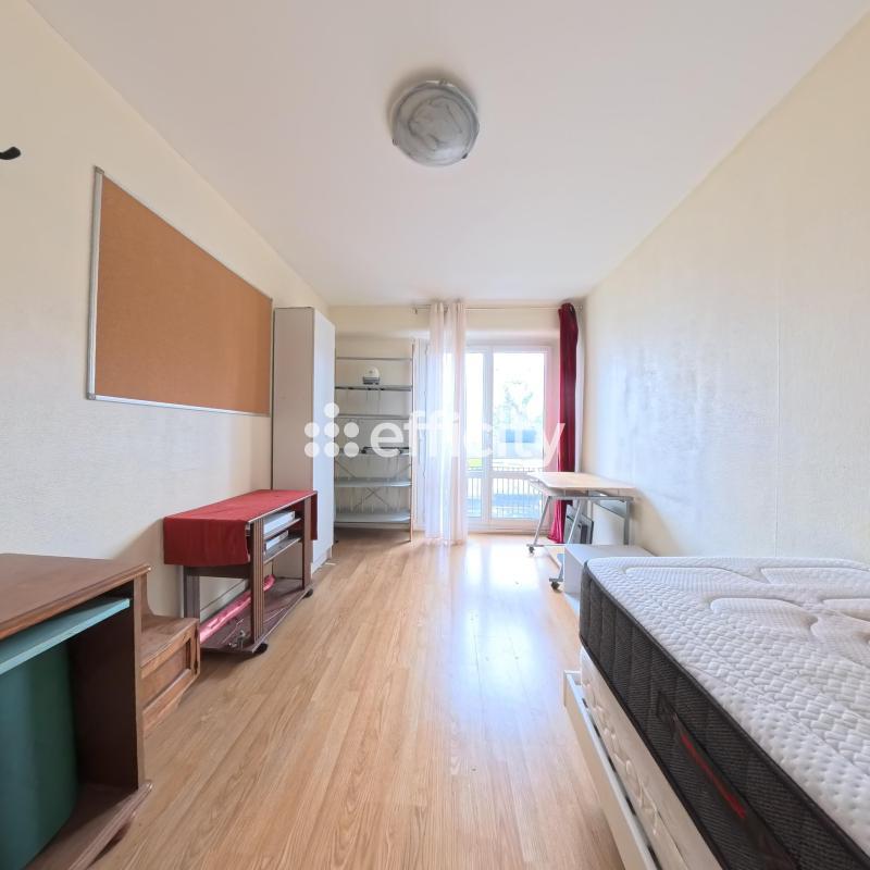 Appartement - 80 m² - 4 pièces