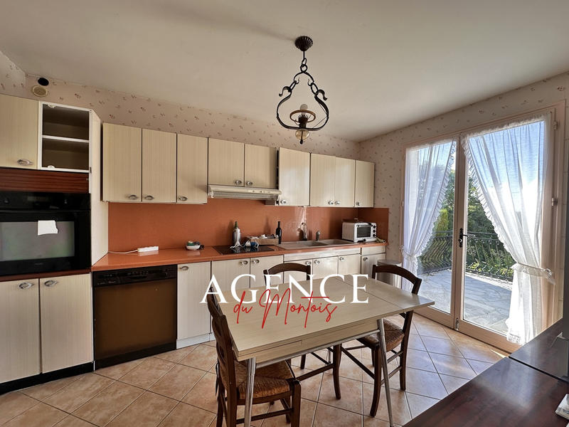 Maison - 94 m² - 4 pièces