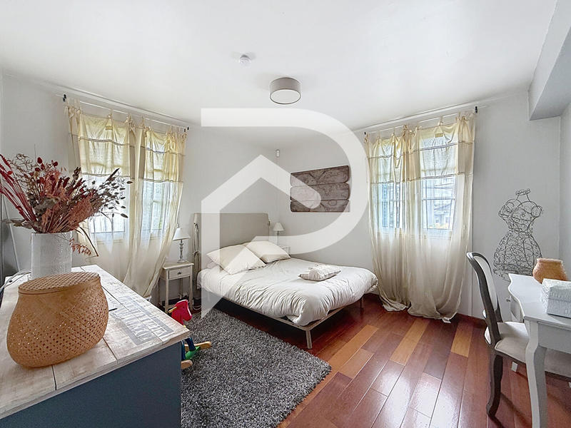 Maison - 107 m² - 5 pièces