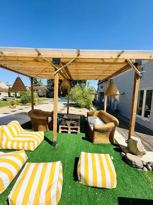 Maison - 342 m² - 12 pièces