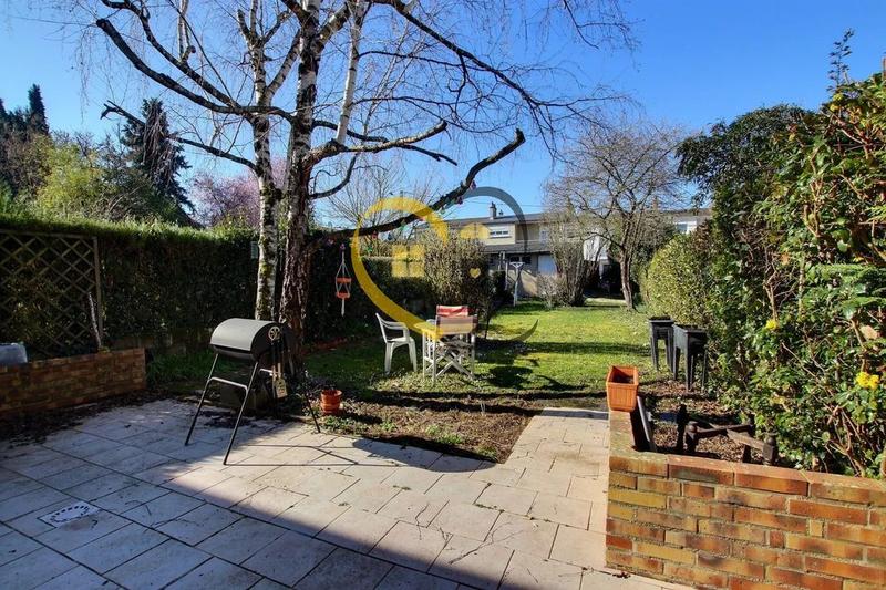 Maison de ville - 92 m² - 5 pièces