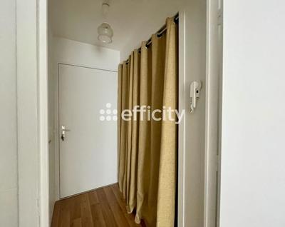 Studio - 21 m² - 1 pièce