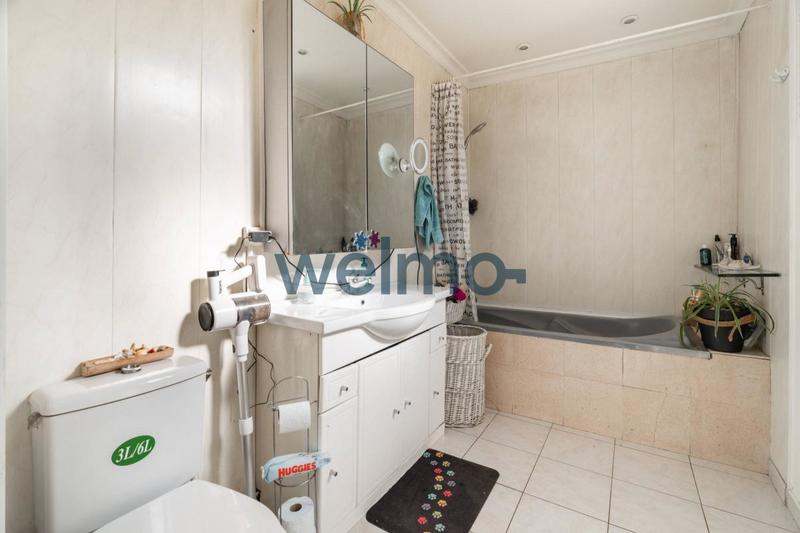 Appartement - 90 m² - 4 pièces